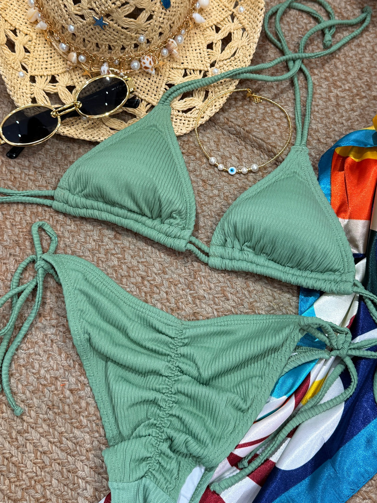 Bikini Básico Canalado