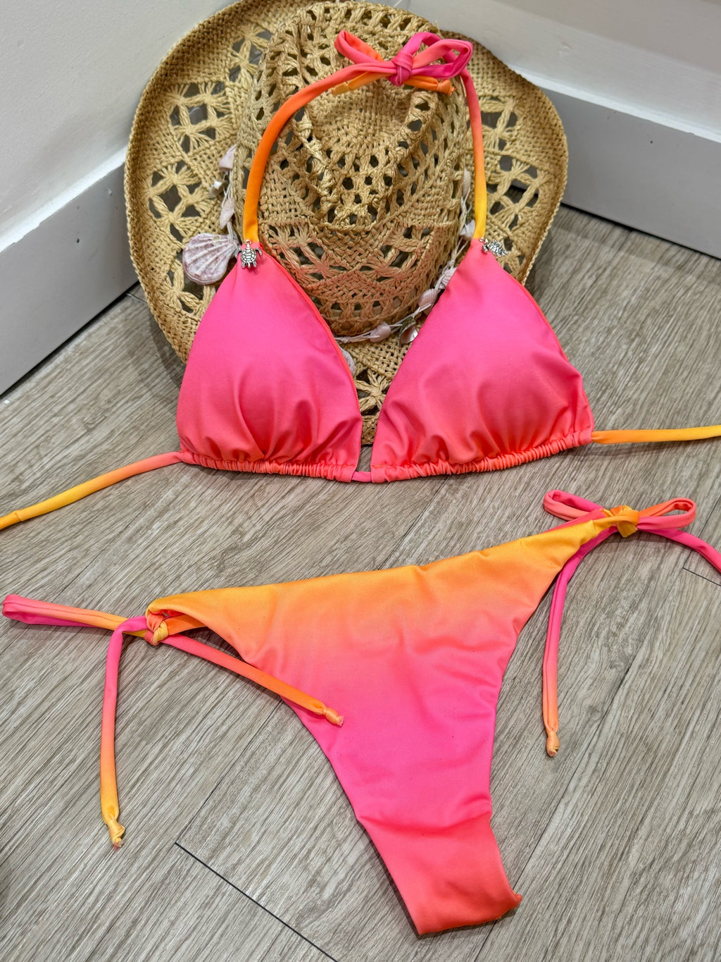 Bikini Hilo rojo